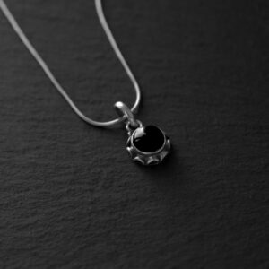 Pendentif en argent avec onyx